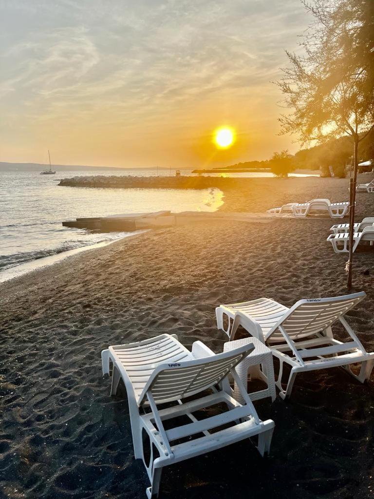 Apartmani Branko Vojnovic أوميس الغرفة الصورة