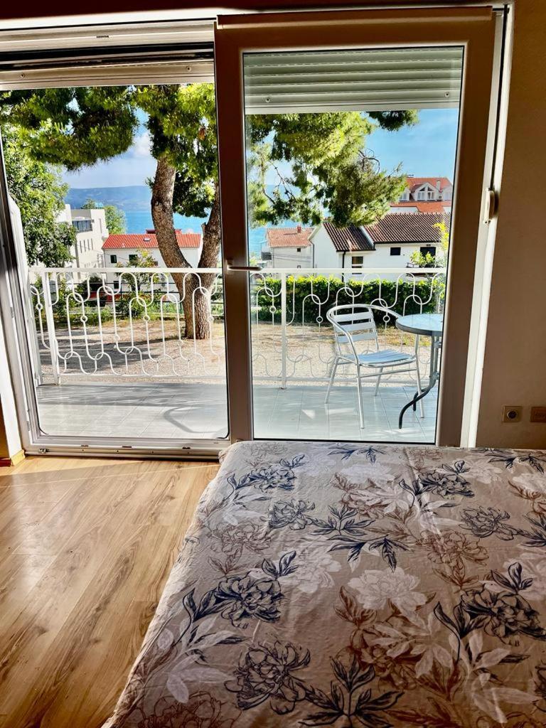 Apartmani Branko Vojnovic أوميس الغرفة الصورة