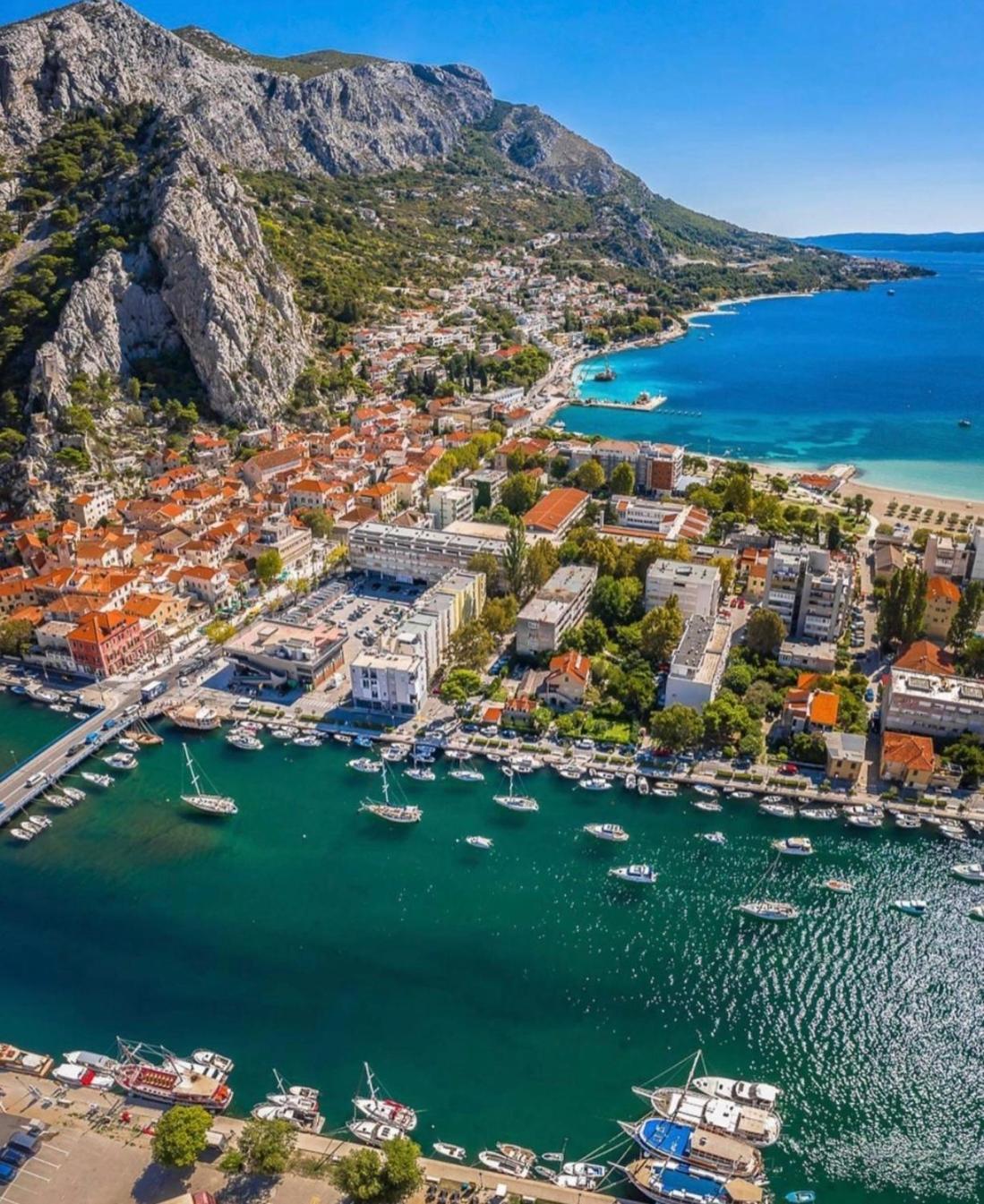 Apartmani Branko Vojnovic أوميس الغرفة الصورة