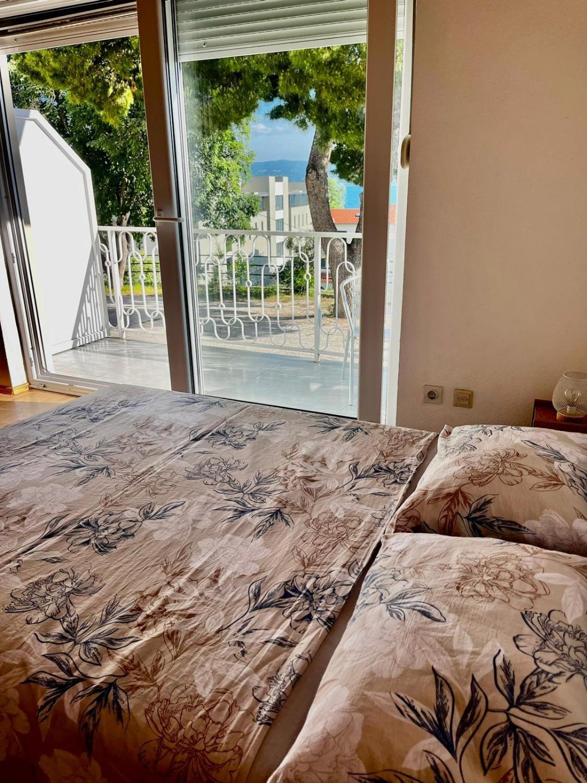 Apartmani Branko Vojnovic أوميس الغرفة الصورة