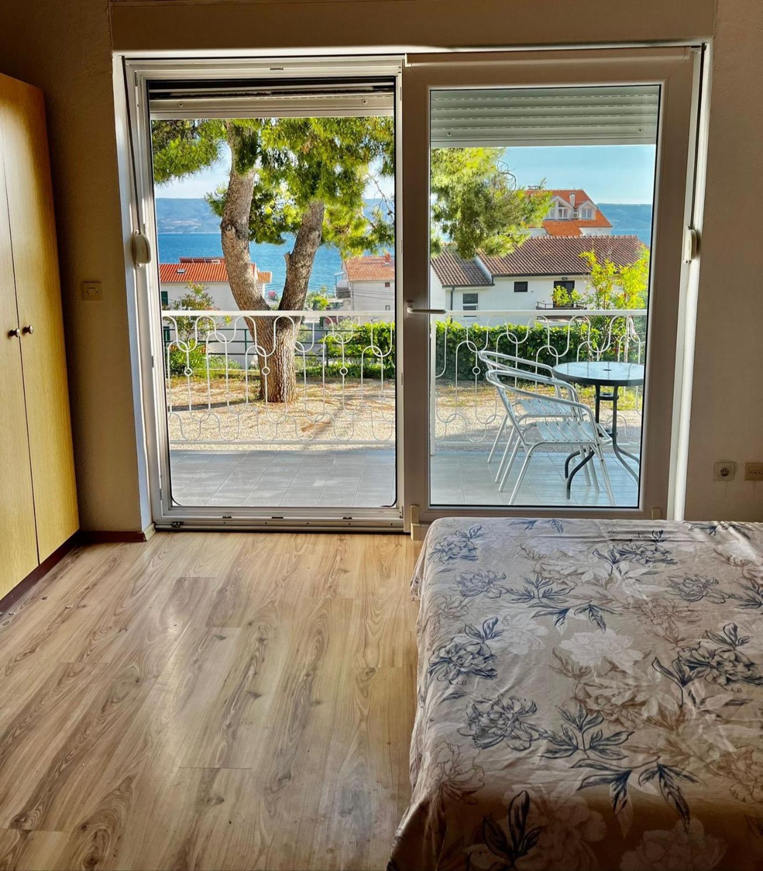 Apartmani Branko Vojnovic أوميس الغرفة الصورة